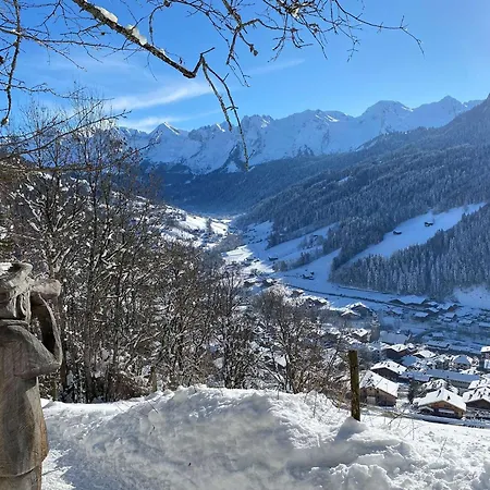 Lumineux 3 Pieces Savoyard, 52m², 7 Pers, Le Grand-bornand, A 400m Du Centre Et 1000m Des Remontees - Fr-1-458-97 * Le Grand-Bornand